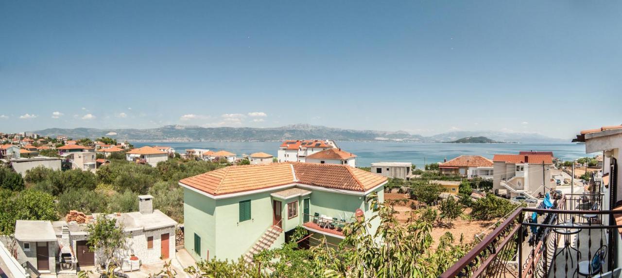Apartments By The Sea Slatine, Ciovo - 12176 Eksteriør bilde